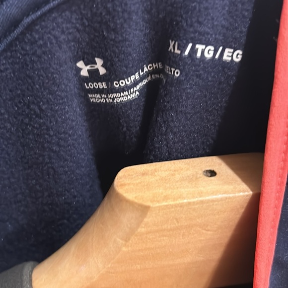 Under Armour Women’s Track Suit - Loose Fit - Picture 4 of 6